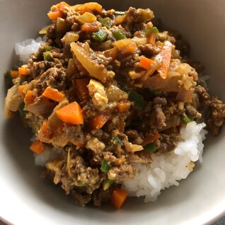 豆腐とひき肉のキーマカレー
